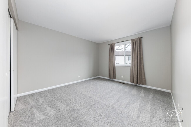 Building Photo - 2691 Stanton Ct