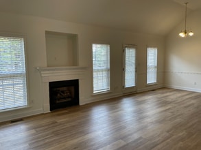 Building Photo - 1325 Sweetclover Dr