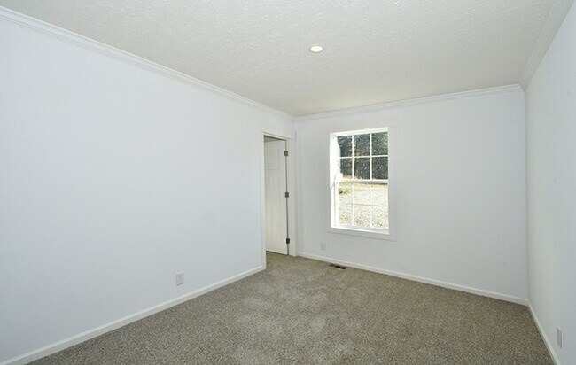 Building Photo - 5433 King Wilkinson Rd