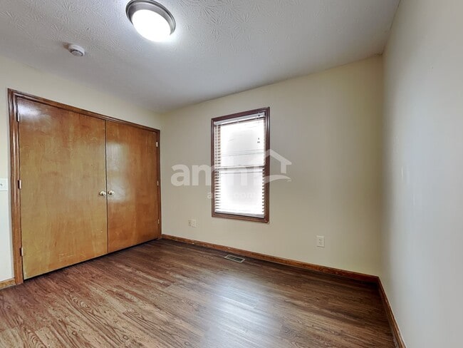 Building Photo - 517 Stone Path Ct