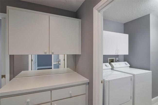 Building Photo - For Rent: 3 Bedroom 2 Bath House For Rent, furry friends welcome, and Lawn care included.