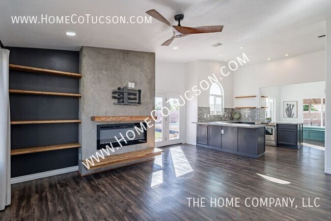 Building Photo - 2581 W Camino De La Joya