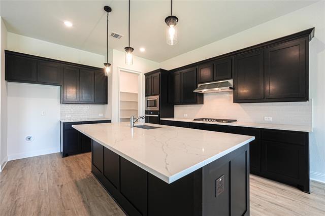 Building Photo - 4304 Glen Rose St