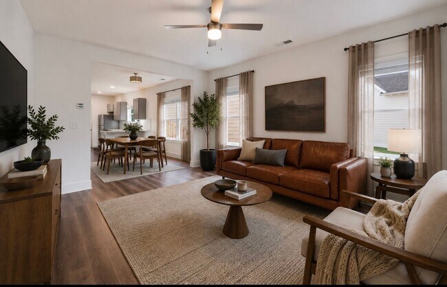Building Photo - 3 Bedroom home with bonus loft space