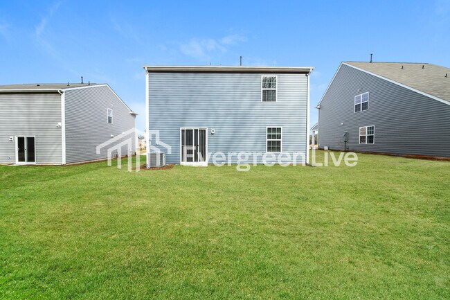 Building Photo - now