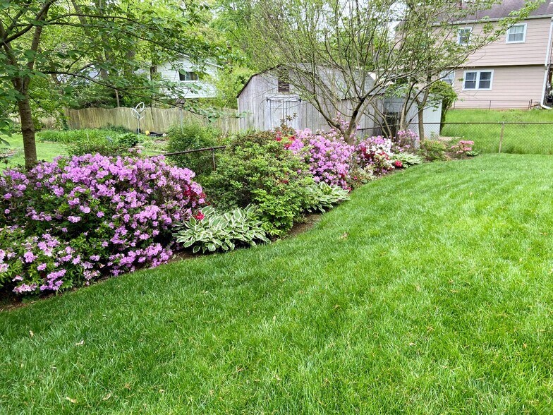 Building Photo - 8507 Woodside Ct