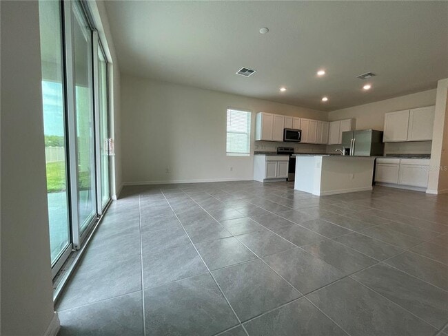 Building Photo - 11127 Crescent Deer Dr