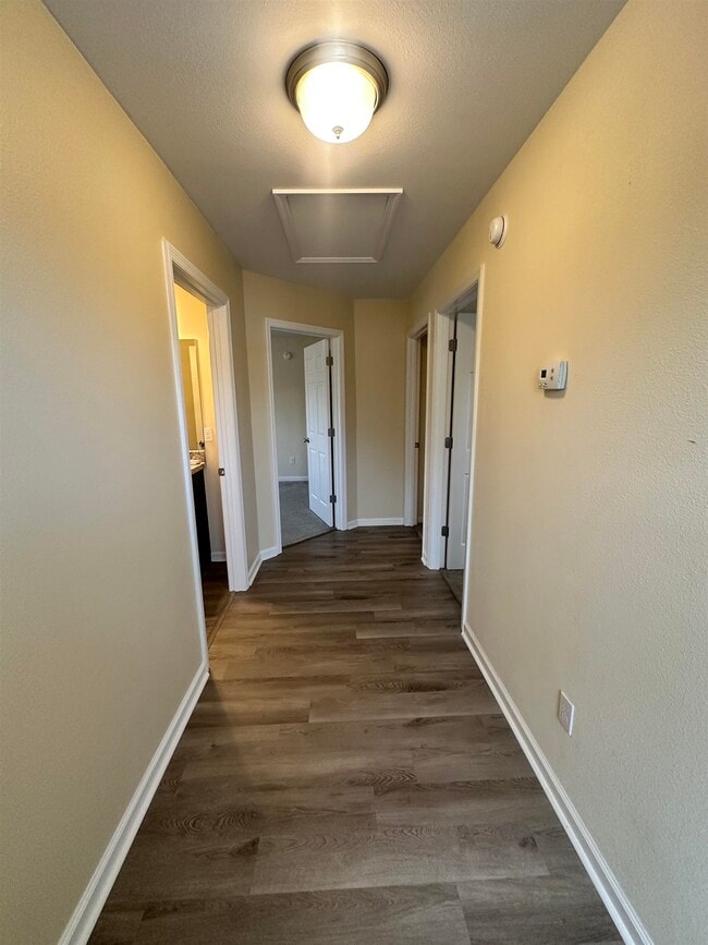Building Photo - 1060 Lacey Ln