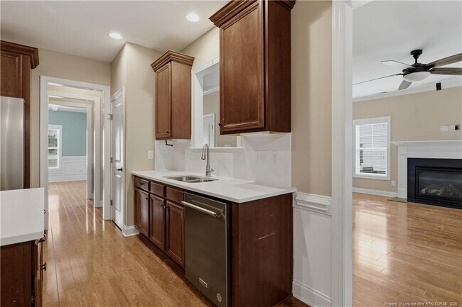 Building Photo - 138 Valley Pines Cir