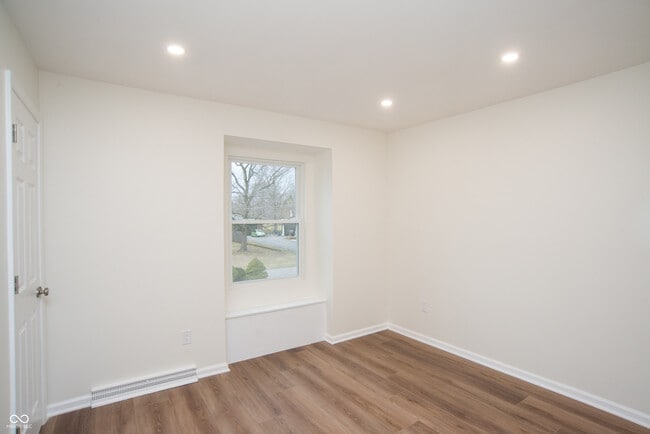 Building Photo - 6337 Cardinal Ln