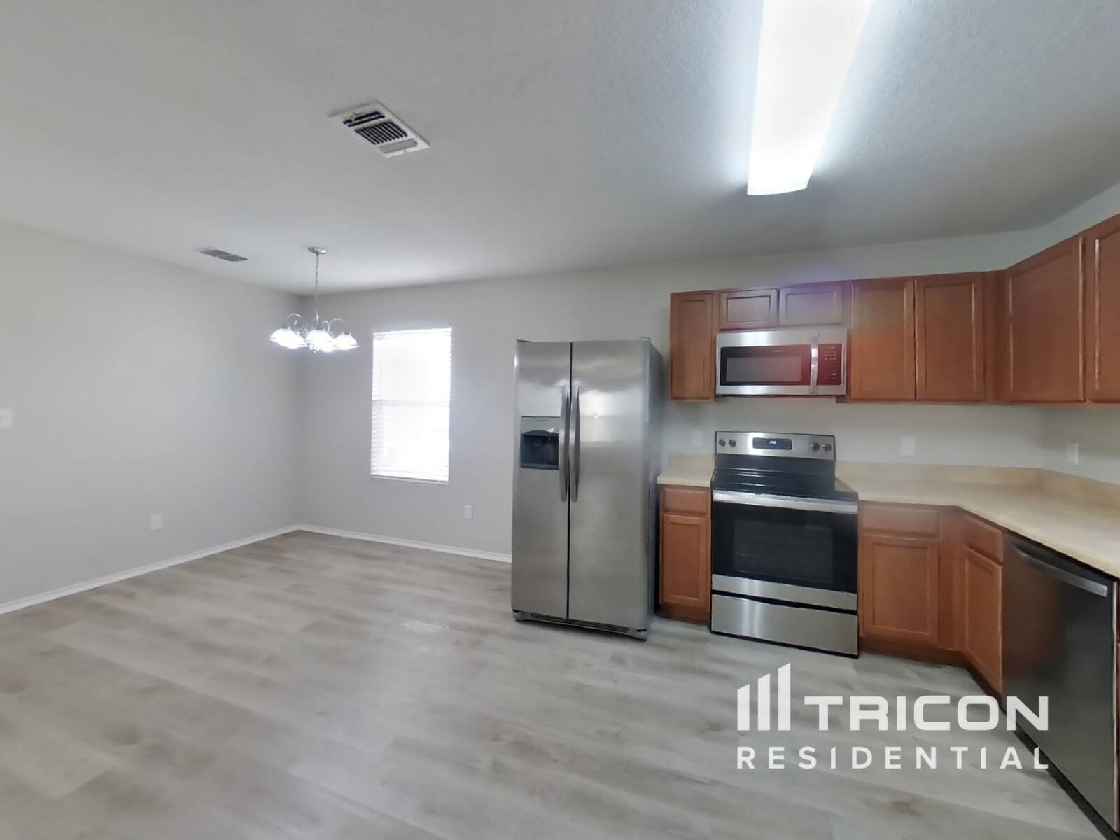 Building Photo - 9122 Silver Vista