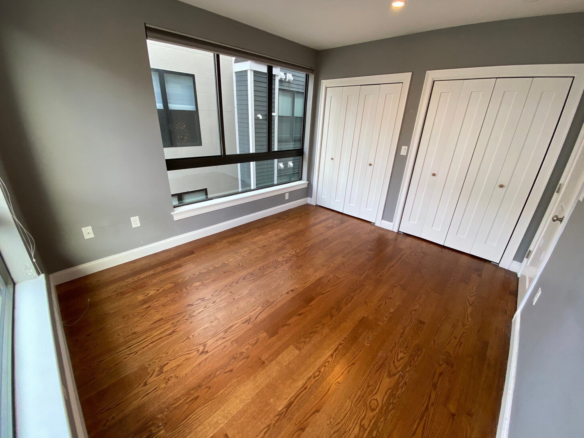 Building Photo - 303 D St