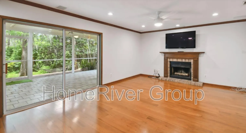 Building Photo - 16806 Rolling Rock Dr