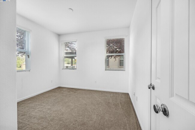 Building Photo - 22759 Filbert St
