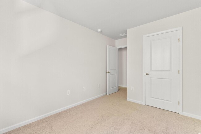 Building Photo - 162 Villa Grande St
