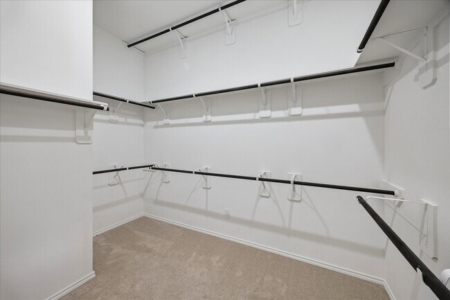 Building Photo - 3212 Bright Maple Dr