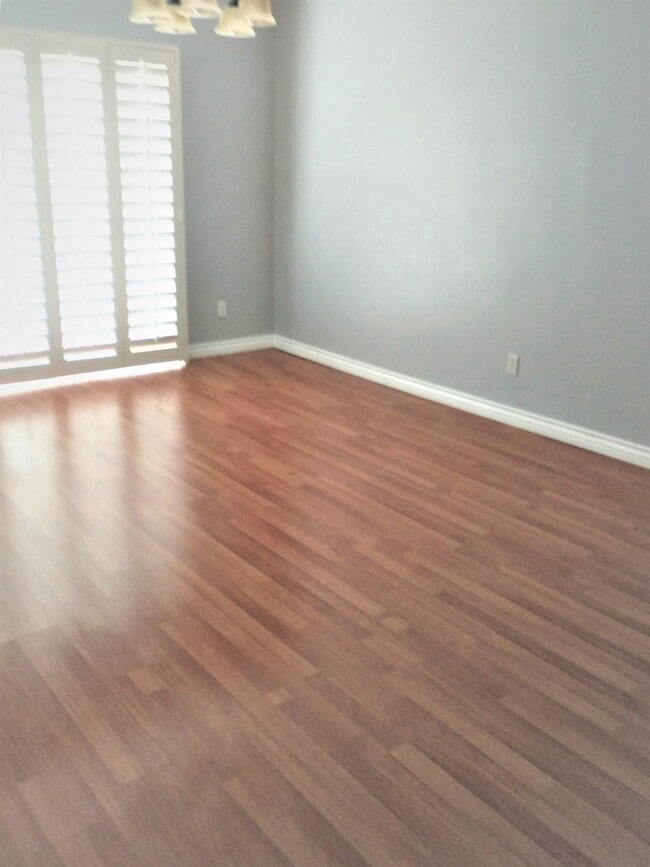 Building Photo - 78724 Como Ct