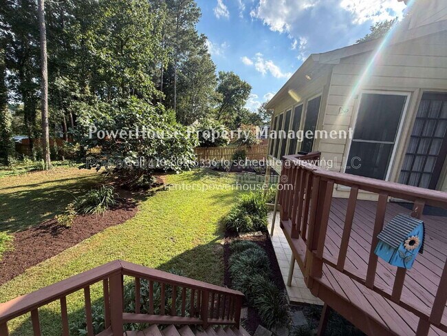 Building Photo - 790 Woodmont Dr
