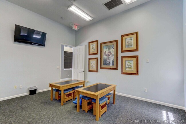 Building Photo - 1107 Big Torch St