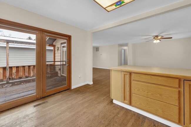 Building Photo - Northwest Fenced Yard One Story