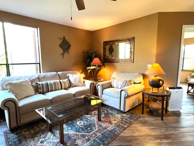 Primary Photo - 6655 N Canyon Crest Dr