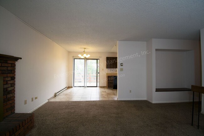Building Photo - 1713 Hastings Dr
