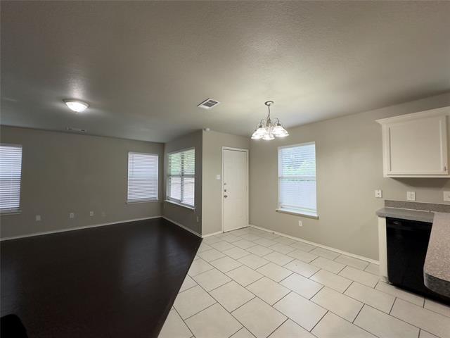 Building Photo - 3509 Apple Valley Way