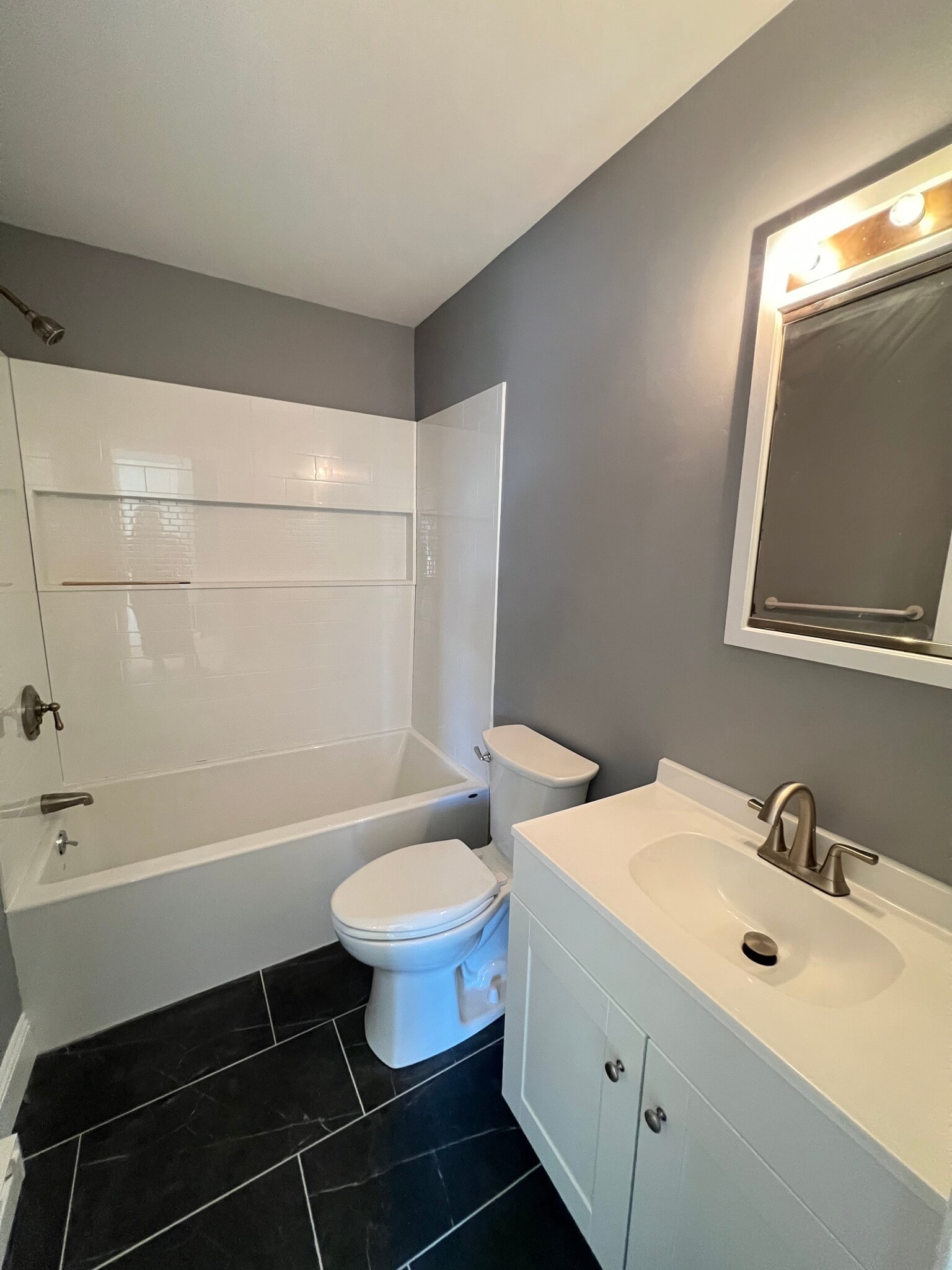 Building Photo - 66 Murdock St