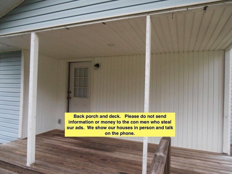 Building Photo - 609 Windcrest Dr