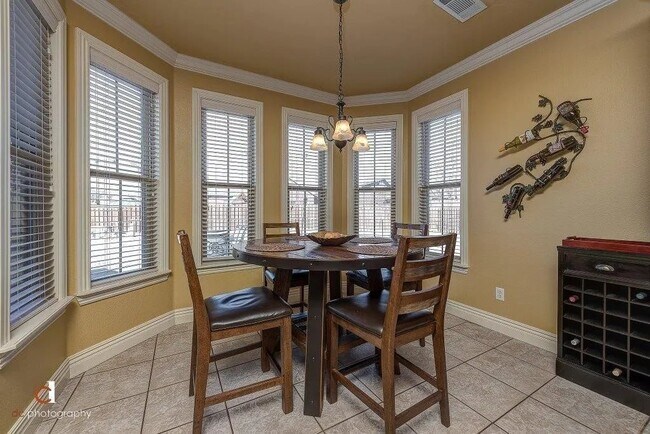 Building Photo - 5404 S Chimay Dr
