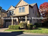 Building Photo - Available Immediately Minutes to Orenco Sh...