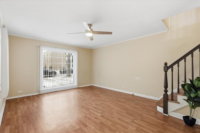 Building Photo - 6415 Drake Ave