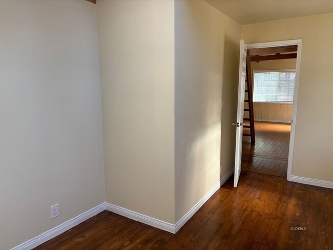 Building Photo - 52740 Pine Cove Rd