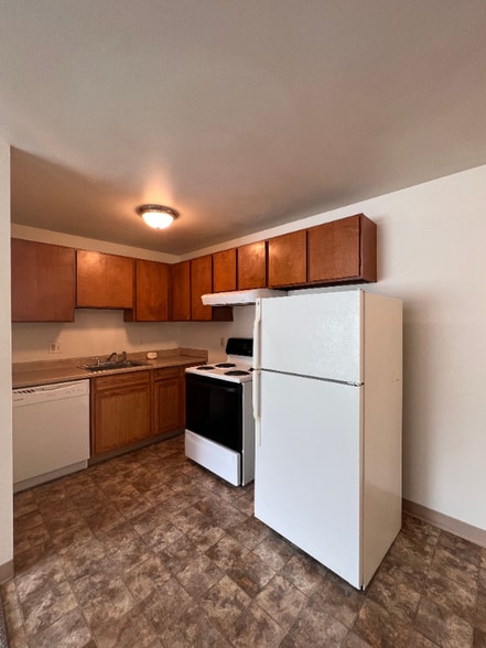 Primary Photo - 3033 NE 140th St