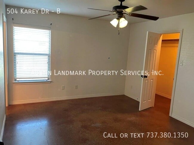 Building Photo - 504 Karey Dr