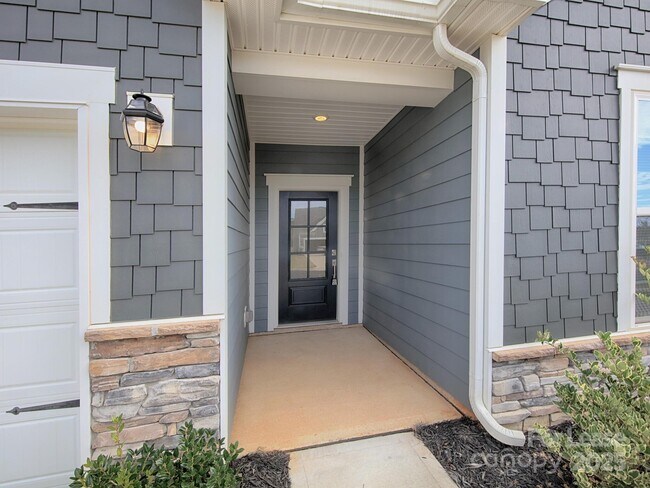 Building Photo - 161 White Apple Wy