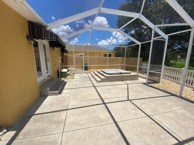 Building Photo - Beautiful Over Sized TURNKEY SEASONAL 2 bed 2 bath Rental on Golf Course in Polo Ridge