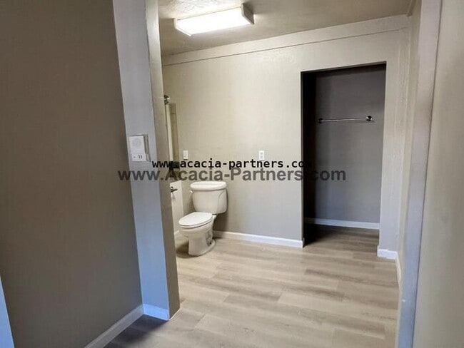 Building Photo - Four Bedroom Home in Silverbell Terrace