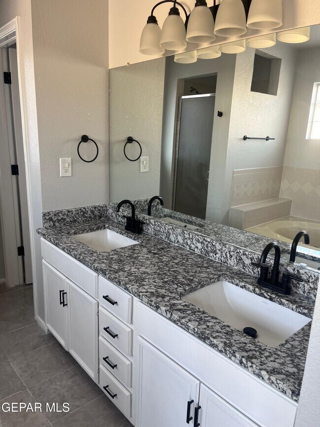 Building Photo - 7401 Le Conte Dr