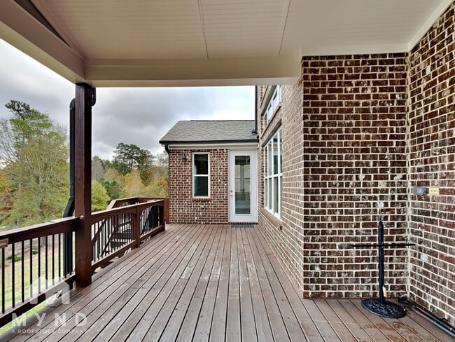 Building Photo - 2995 Manorview Ln