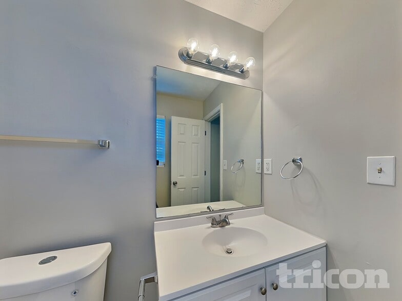 Building Photo - 2797 Priscilla Way