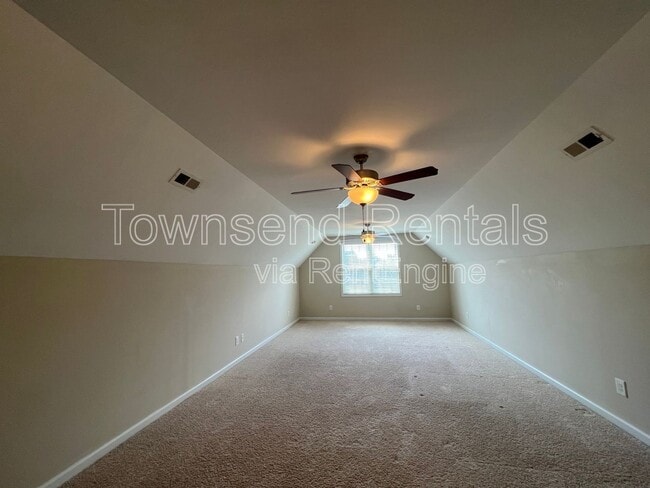 Building Photo - 9628 Lukes Run Rd