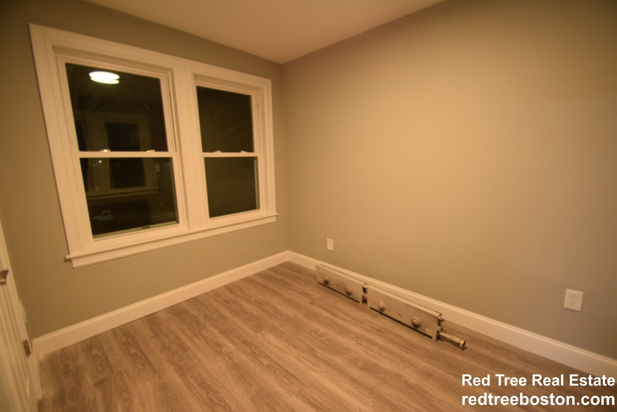 Building Photo - 159 Hillside St