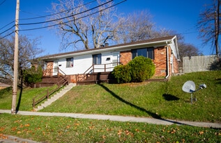 Building Photo - 1597 Walbridge Ave