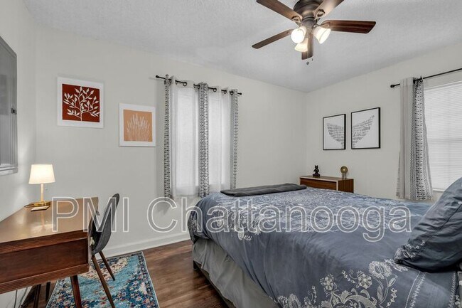 Building Photo - 306 Glenwood Cir