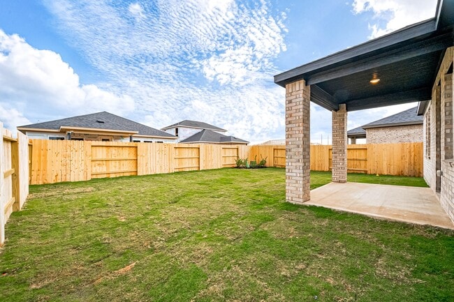 Building Photo - 9746 Pettus Crk Dr