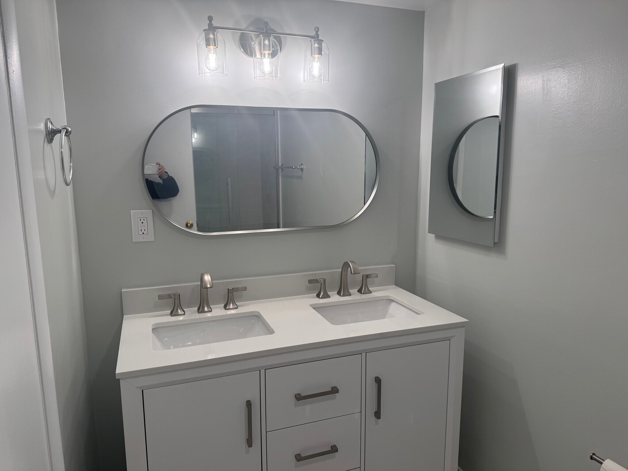 Building Photo - 7505 Democracy Blvd