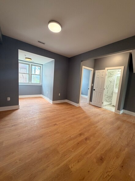 Building Photo - 1711 2nd St NE