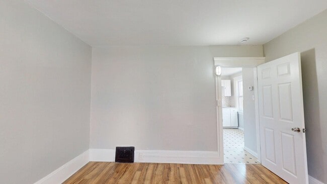 Building Photo - 3149 W 32nd St