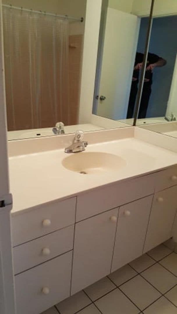 Building Photo - 1132 SW 3rd St